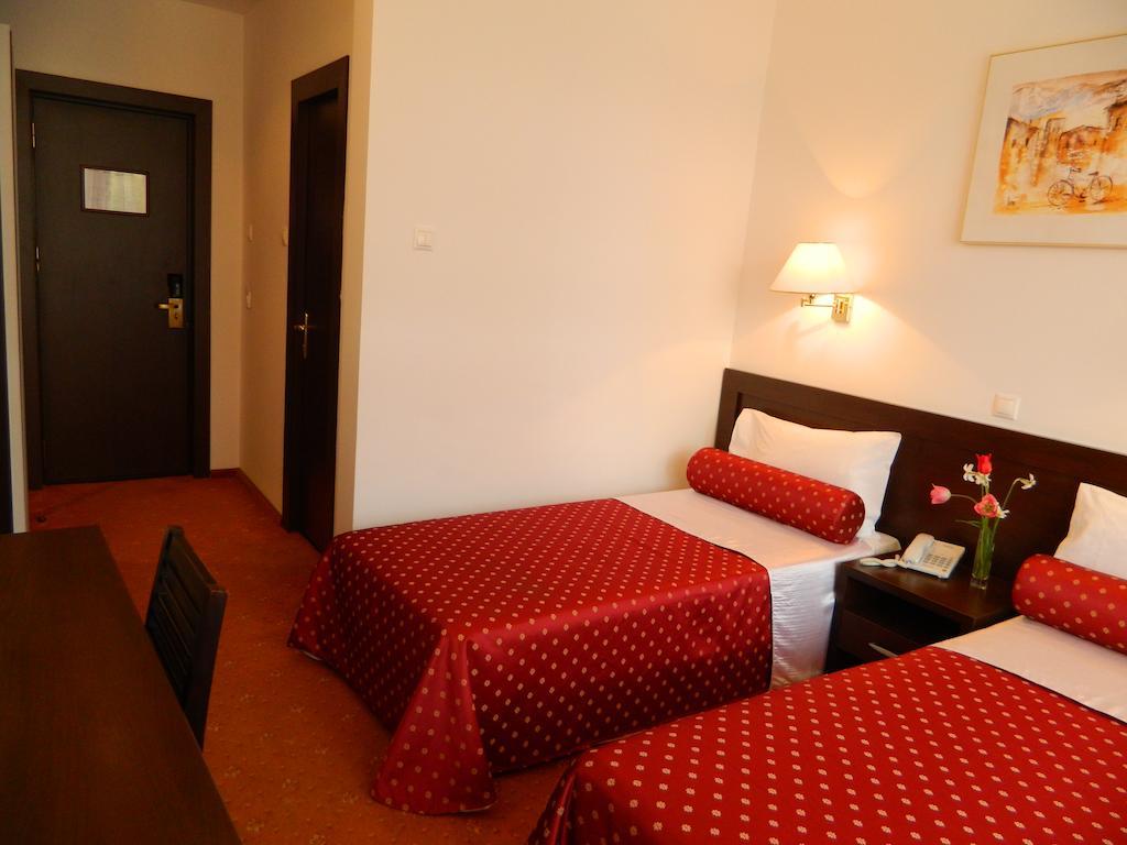 Hotel Mon Jardin Mahmudia Rom bilde