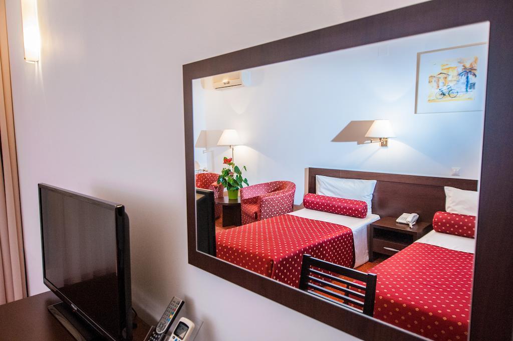 Hotel Mon Jardin Mahmudia Rom bilde