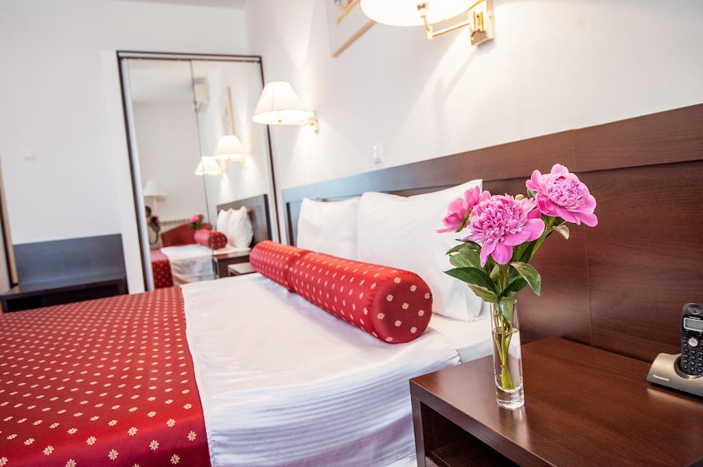 Hotel Mon Jardin Mahmudia Rom bilde